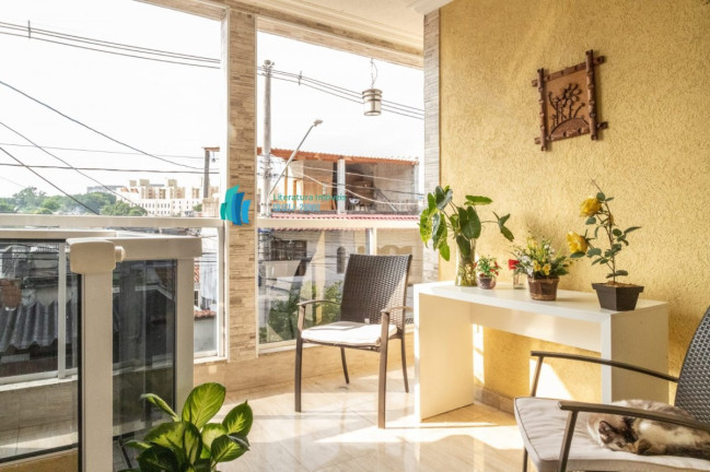 Imagem Sobrado com 4 Quartos para Alugar,  em Vila Robertina - São Paulo