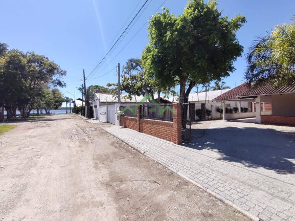 Imagem Casa com 2 Quartos à Venda, 100 m² em Pinheiros - Balneário Barra Do Sul Imagem Casa com 2 Quartos à Venda, 100 m² em Pinheiros - Balneário Barra Do Sul