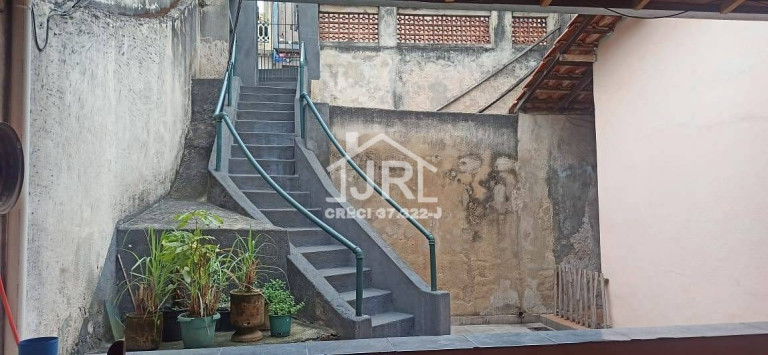Imagem Casa com 2 Quartos à Venda, 300 m² em Jardim Zaira - Mauá