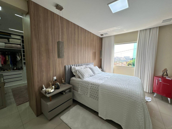 Imagem Casa com 3 Quartos à Venda, 360 m² em Paulo Camilo - Betim