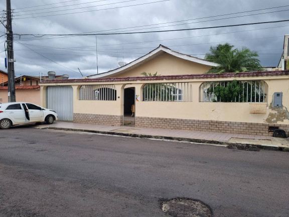 Imagem Casa com 3 Quartos à Venda, 600 m² em Chapada - Manaus Imagem Casa com 3 Quartos à Venda, 600 m² em Chapada - Manaus