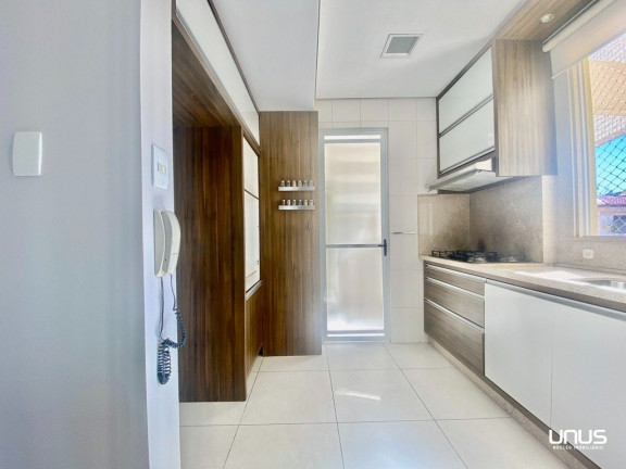 Imagem Cobertura com 3 Quartos à Venda, 135 m² em Coqueiros - Florianópolis