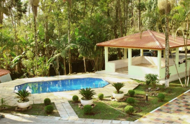 Imagem Imóvel com 3 Quartos à Venda, 7.000 m² em Quinta Dos Angicos - Cotia