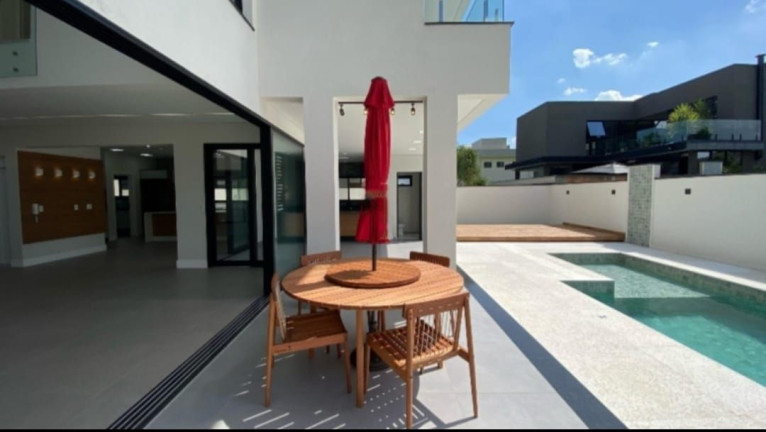 Imagem Sobrado com 4 Quartos à Venda, 435 m² em Jardim Do Golfe - São José Dos Campos