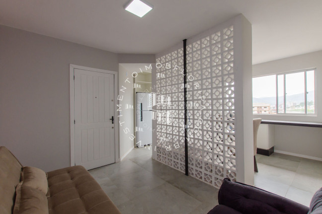 Imagem Apartamento com 2 Quartos à Venda, 63 m² em Pantanal - Florianópolis