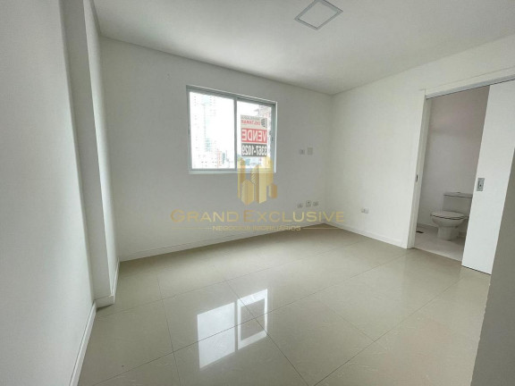 Imagem Apartamento com 4 Quartos à Venda, 140 m² em Pioneiros - Balneário Camboriú Imagem Apartamento com 4 Quartos à Venda, 140 m² em Pioneiros - Balneário Camboriú