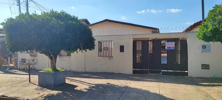 Casa com 3 Quartos à Venda, 200 m² em Santo Antônio - Campo Grande