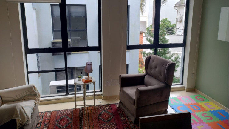 Sala Comercial à Venda, 35 m² em Petrópolis - Porto Alegre