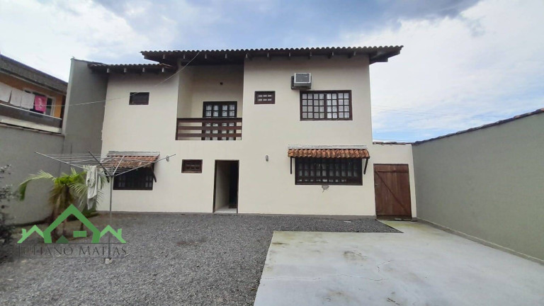 Imagem Sobrado com 5 Quartos à Venda, 280 m² em Costeira - Balneário Barra Do Sul Imagem Sobrado com 5 Quartos à Venda, 280 m² em Costeira - Balneário Barra Do Sul