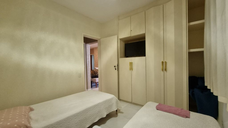 Imagem Apartamento com 2 Quartos à Venda, 76 m² em Pitangueiras - Guarujá Imagem Apartamento com 2 Quartos à Venda, 76 m² em Pitangueiras - Guarujá