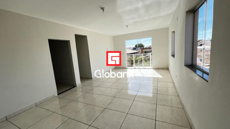 Apartamento com 3 Quartos para Alugar, 75 m² em Vila Sumaré - Montes Claros