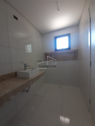 Imagem Sobrado com 3 Quartos à Venda, 178 m² em Bom Retiro - Curitiba Imagem Sobrado com 3 Quartos à Venda, 178 m² em Bom Retiro - Curitiba