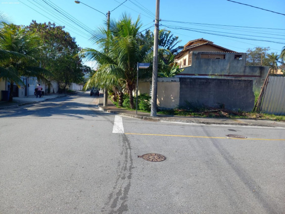 Imagem Terreno à Venda, 180 m² em Jardim Fazendinha-piratininga - Niterói Imagem Terreno à Venda, 180 m² em Jardim Fazendinha-piratininga - Niterói