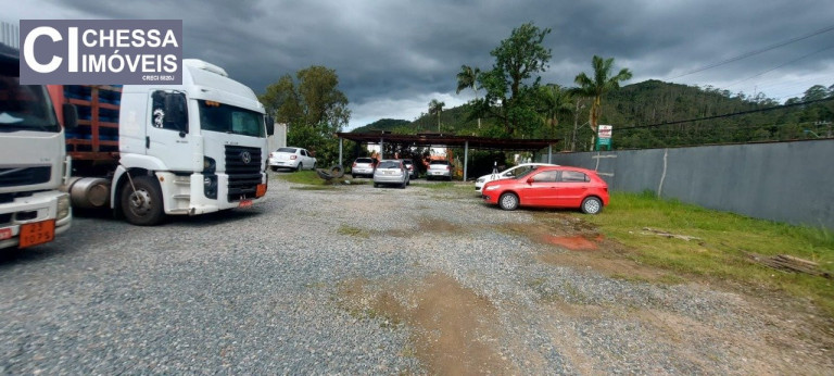 Imagem Galpão para Alugar, 2.700 m² em Espinheiros - Itajaí