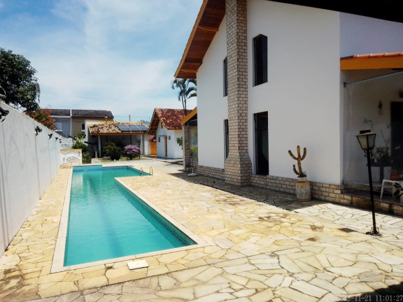 Casa de Condomínio com 3 Quartos à Venda, 325 m² em Vila São Geraldo - Taubaté