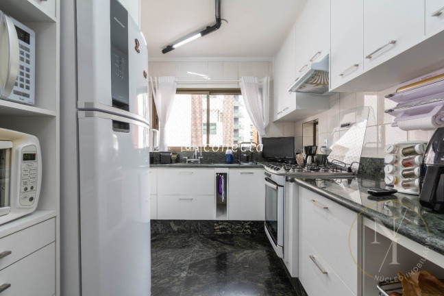 Imagem Apartamento com 3 Quartos à Venda, 186 m² em Vila Regente Feijó - São Paulo Imagem Apartamento com 3 Quartos à Venda, 186 m² em Vila Regente Feijó - São Paulo