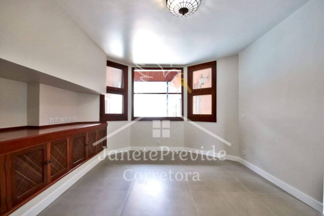 Imagem Casa de Condomínio com 4 Quartos à Venda, 575 m² em Alphaville - Santana De Parnaíba