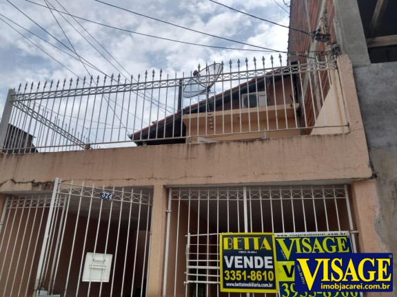 Casa com 4 Quartos à Venda,  em Jd. Primavera - Jacareí