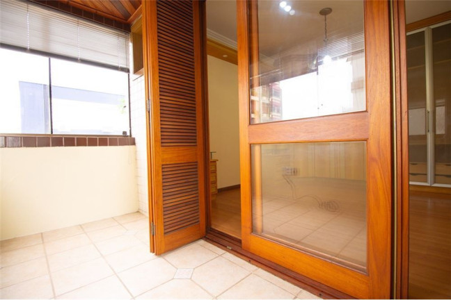 Imagem Apartamento com 3 Quartos à Venda, 157 m² em Menino Deus - Porto Alegre