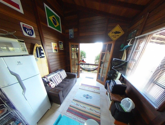Imagem Casa com 2 Quartos à Venda, 358 m² em São João Do Rio Vermelho - Florianópolis Imagem Casa com 2 Quartos à Venda, 358 m² em São João Do Rio Vermelho - Florianópolis