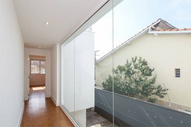 Imagem Casa com 3 Quartos à Venda, 220 m² em Campo Belo - São Paulo