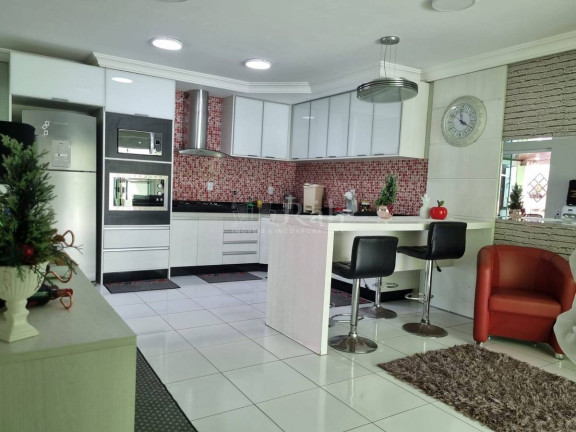 Imagem Casa com 5 Quartos à Venda, 420 m² em Cordeiros - Itajaí Imagem Casa com 5 Quartos à Venda, 420 m² em Cordeiros - Itajaí