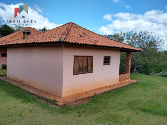 Imagem Imóvel com 2 Quartos à Venda, 895.400 m² em Centro - Quadra Imagem Imóvel com 2 Quartos à Venda, 895.400 m² em Centro - Quadra