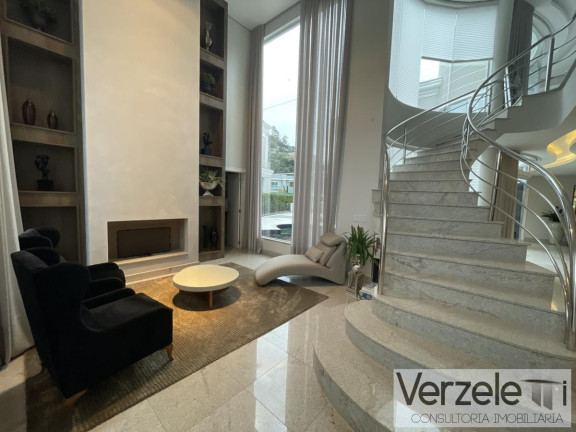 Imagem Casa com 4 Quartos à Venda, 445 m² em Praia Brava - Itajaí