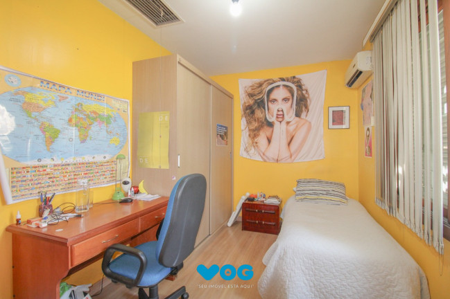 Imagem Casa com 3 Quartos à Venda, 344 m² em Chácara Das Pedras - Porto Alegre