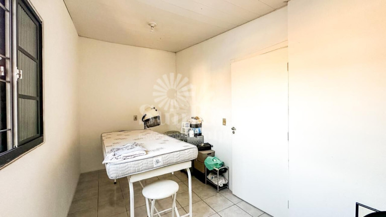 Imagem Casa com 3 Quartos à Venda, 180 m² em Vila Pirajussara - São Paulo