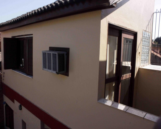 Imagem Casa com 5 Quartos à Venda, 207 m² em Medianeira - Porto Alegre Imagem Casa com 5 Quartos à Venda, 207 m² em Medianeira - Porto Alegre