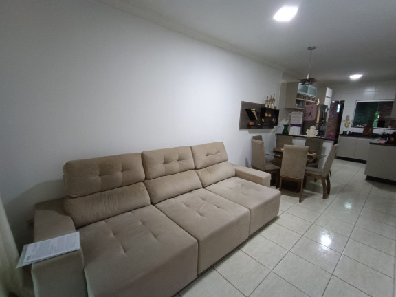 Imagem Casa de Condomínio com 3 Quartos à Venda, 125 m² em Parque Sao Jorge - Aparecida De Goiania