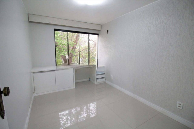 Imagem Apartamento com 3 Quartos à Venda, 82 m² em Asa Sul - Brasília Imagem Apartamento com 3 Quartos à Venda, 82 m² em Asa Sul - Brasília