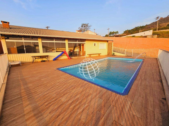 Casa com 3 Quartos à Venda, 170 m² em Itapetinga - Atibaia