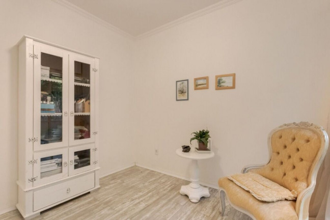 Imagem Imóvel com 2 Quartos à Venda, 75 m² em Petrópolis - Porto Alegre