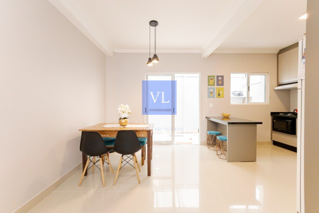 Imagem Casa com 3 Quartos à Venda, 82 m² em Santa Cândida - Curitiba