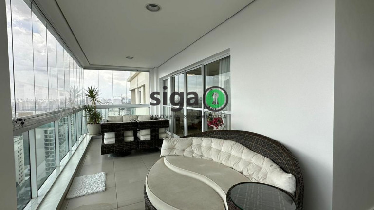 Imagem Apartamento com 3 Quartos à Venda, 370 m² em Campo Belo - São Paulo