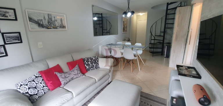 Imagem Cobertura com 3 Quartos à Venda, 200 m² em Ingá - Niterói