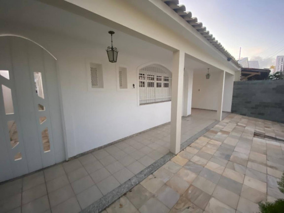 Imagem Casa com 4 Quartos à Venda, 300 m² em Farolândia - Aracaju Imagem Casa com 4 Quartos à Venda, 300 m² em Farolândia - Aracaju