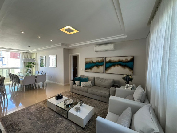 Imagem Apartamento com 3 Quartos à Venda, 122 m² em Centro - Balneário Camboriú Imagem Apartamento com 3 Quartos à Venda, 122 m² em Centro - Balneário Camboriú