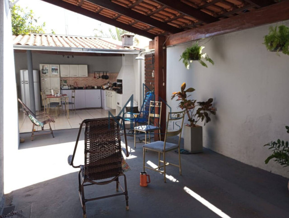 Imagem Casa com 3 Quartos à Venda, 150 m² em Jardim Helvécia - Aparecida De Goiânia Imagem Casa com 3 Quartos à Venda, 150 m² em Jardim Helvécia - Aparecida De Goiânia