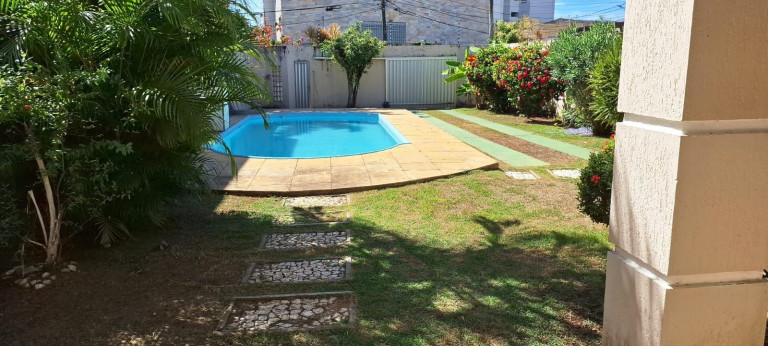 Imagem Casa com 4 Quartos à Venda, 220 m² em Miragem - Lauro De Freitas