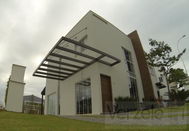 Casa com 3 Quartos à Venda, 142 m² em Barra - Balneário Camboriú