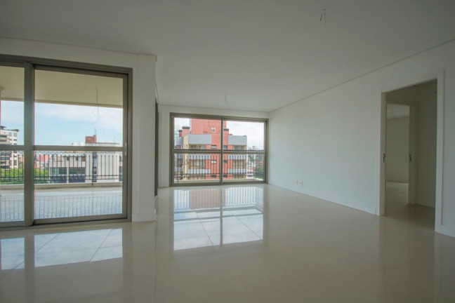 Imagem Cobertura com 3 Quartos à Venda, 176 m² em Três Figueiras - Porto Alegre