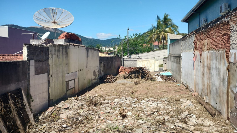 Imagem Terreno à Venda, 304 m² em Jardim Santa Bárbara - Atibaia Imagem Terreno à Venda, 304 m² em Jardim Santa Bárbara - Atibaia