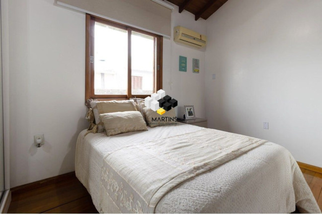 Imagem Casa com 3 Quartos à Venda, 190 m² em Rubem Berta - Porto Alegre