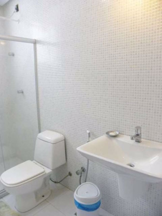Imagem Casa com 4 Quartos à Venda, 380 m² em Buraquinho - Lauro De Freitas Imagem Casa com 4 Quartos à Venda, 380 m² em Buraquinho - Lauro De Freitas