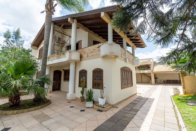 Casa com 4 Quartos à Venda, 387 m² em Igara - Canoas