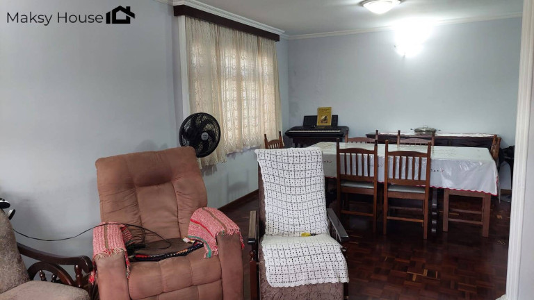 Imagem Casa com 4 Quartos à Venda,  em Boqueirão - Curitiba
