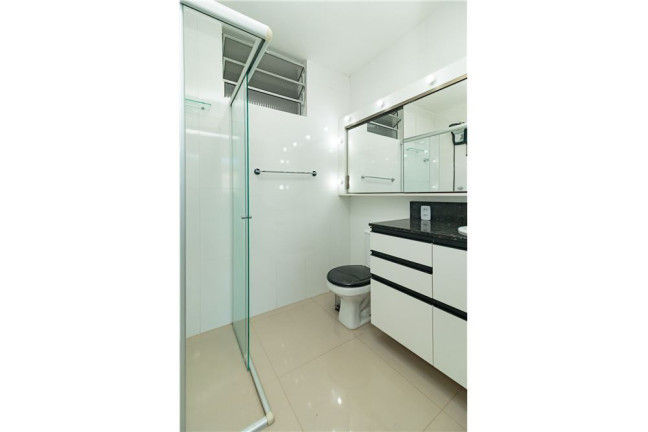 Imagem Apartamento com 2 Quartos à Venda, 68 m² em Centro Histórico - Porto Alegre Imagem Apartamento com 2 Quartos à Venda, 68 m² em Centro Histórico - Porto Alegre